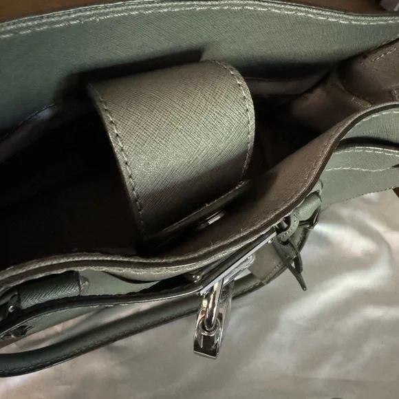 Michael Kors Authentic Michael Kors Grey Lock & Key Purse - Picture 8 of 15